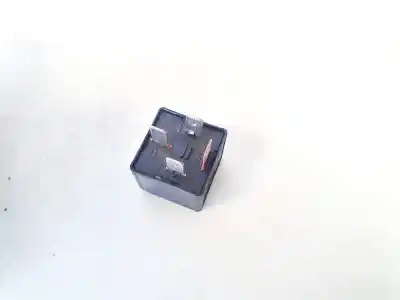 Pezzo di ricambio per auto di seconda mano relè per audi a4 b8 (8k2) 2.0 tdi quattro riferimenti oem iam 8k0951253  v23136-b6-x72
