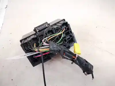 Second-hand car spare part fuse box unit for ford transit mod.2000 caja abierta ft 300 2.0 medio oem iam references   