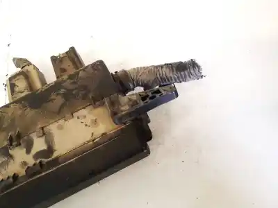 Second-hand car spare part fuse box unit for kia carnival 2.9 crdi cat oem iam references   