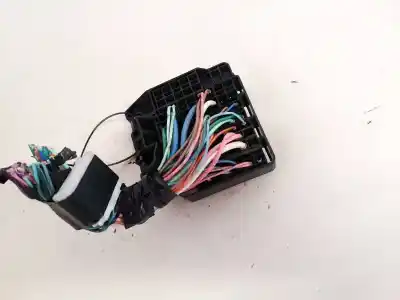 Second-hand car spare part fuse box unit for mazda 3 lim. (bl) 1.6 16v cat oem iam references   