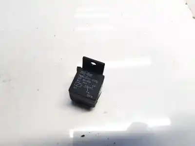 Second-hand car spare part relay for opel combo 1.7 16v dti cat (y 17 dt / lr6) oem iam references 792h1cc1  792h-1c-c1
