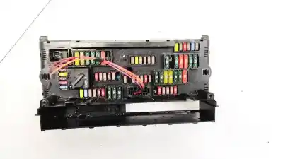 Second-hand car spare part fuse box unit for bmw 5-series, f07/f10 /f11 2010.03 - 2016.12 2.0 d 135kw 2010.03 --> oem iam references 925281501 Second-hand car spare part fuse box unit for bmw 5-series, f07/f10 /f11 2010.03 - 2016.12 2.0 d 135kw 2010.03 --> oem iam references 925281501