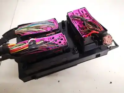 Автозапчасти б/у блок реле/предохранителей за opel astra h caravan 1.7 16v cdti ссылки oem iam 13145045  