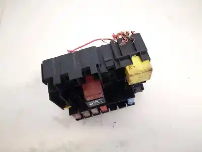 Second-hand car spare part fuse box unit for renault laguna iii 2.0 dci diesel cat oem iam references 8200528467  8200528467-e