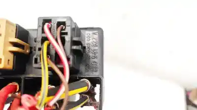 Second-hand car spare part fuse box unit for volkswagen passat variant (3b6) 2.0 tdi dpf oem iam references 8l0941822a  896083000