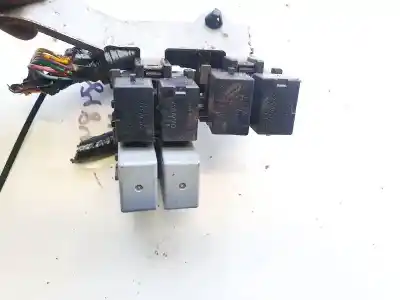 Peça sobressalente para automóvel em segunda mão caixa de fusíveis e relés por honda fr-v (be) 2.0 executive referências oem iam 