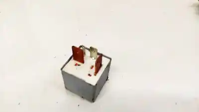 Second-hand car spare part relay for skoda fabia (6y2/6y3) 1.9 tdi oem iam references 357911253  