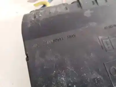 Peça sobressalente para automóvel em segunda mão caixa de fusíveis e relés por ford focus lim. (cb8) 1.0 ecoboost cat referências oem iam av6t14a067bc  av6t-14a067-bc, g1et14k733aeg