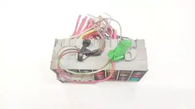 Peça sobressalente para automóvel em segunda mão caixa de fusíveis e relés por volvo xc90 2.4 d momentum geartronic (7 sitze) referências oem iam 