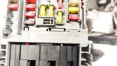 Автозапчасти б/у блок реле/предохранителей за opel insignia a (g09) 2.0 cdti (68) ссылки oem iam 13222786  