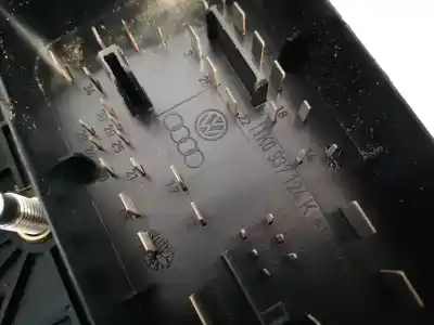 Peça sobressalente para automóvel em segunda mão caixa de fusíveis e relés por audi a3 (8p1) 2.0 tdi referências oem iam 1k0937124k  