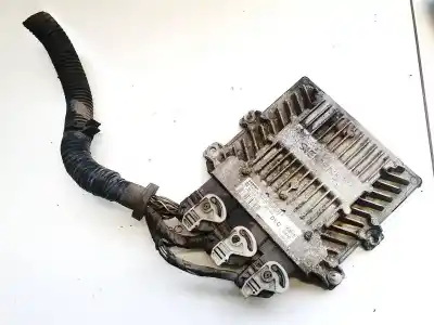 Second-hand car spare part ECU ENGINE CONTROL for VOLVO V50 (545)  OEM IAM references 30729518  5WS40212G-T