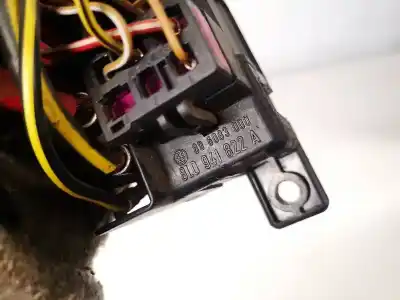 Second-hand car spare part fuse box unit for audi a4 avant (b5) 1.9 tdi oem iam references 8l0941822a  