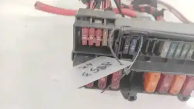 Second-hand car spare part fuse box unit for bmw 7-series, e65 / e66 / e67 /e68 2001.11 - 2008.06 730 d 160kw 2002.10 - 2008.06 oem iam references 69005820  