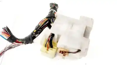 Second-hand car spare part fuse box unit for toyota corolla (e11) 2.0 d-4d linea sol oem iam references 6189  