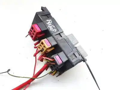 Second-hand car spare part fuse box unit for skoda superb i (3u4) 1.9 tdi oem iam references 8l0941822a  896083000