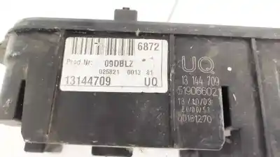 Second-hand car spare part fuse box unit for opel vectra c (z02) 2.2 dti 16v (f69) oem iam references 13144709  51906602, 13144709