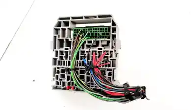 Second-hand car spare part fuse box unit for opel meriva 1.6 16v oem iam references 24430433  000041797