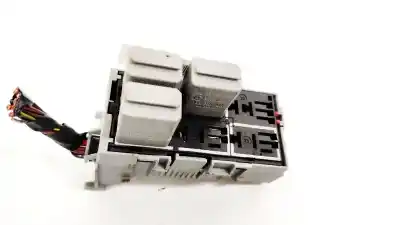 Second-hand car spare part fuse box unit for opel meriva 1.6 16v oem iam references   