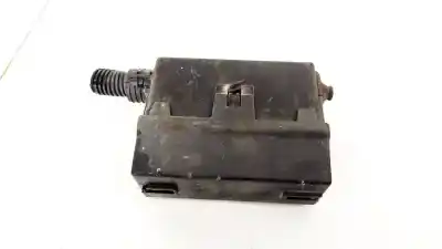 Peça sobressalente para automóvel em segunda mão  por OPEL MERIVA  Referências OEM IAM 24437030  