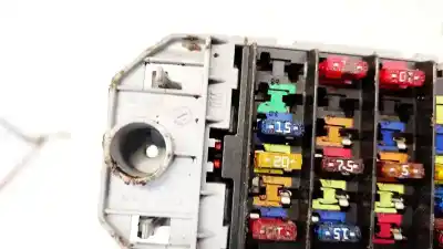 Second-hand car spare part fuse box unit for opel meriva 1.6 16v oem iam references 93363136  