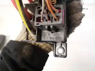 Second-hand car spare part fuse box unit for skoda octavia combi (1u5) 1.9 tdi oem iam references 8l0941822   Second-hand car spare part fuse box unit for skoda octavia combi (1u5) 1.9 tdi oem iam references 8l0941822