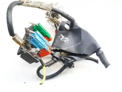 Second-hand car spare part fuse box unit for citroen c8 2.2 hdi exclusive oem iam references 10688  