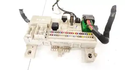 Recambio de automóvil de segunda mano de CAJA RELES -  FUSIBLES para VOLVO V50 (545)  referencias OEM IAM 30728906  03347606, 519096408