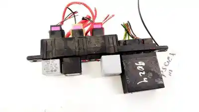 Pezzo di ricambio per auto di seconda mano  per VOLKSWAGEN GOLF IV VARIANT (1J5)  Riferimenti OEM IAM 8L0941822  