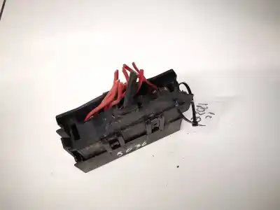Second-hand car spare part fuse box unit for opel meriva b 1.7 16v cdti oem iam references 90589541  