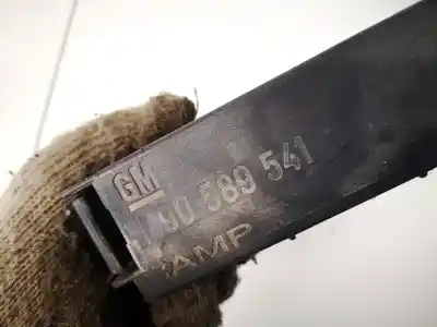 Second-hand car spare part fuse box unit for opel meriva b 1.7 16v cdti oem iam references 90589541  