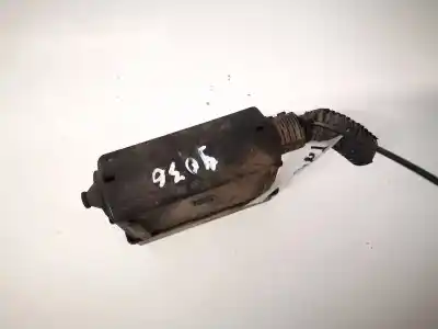 Second-hand car spare part fuse box unit for opel meriva b 1.7 16v cdti oem iam references 24437030  