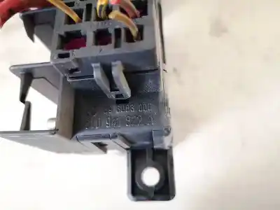 Second-hand car spare part fuse box unit for volkswagen passat variant (3b5) 1.9 tdi oem iam references 8l0941822a  