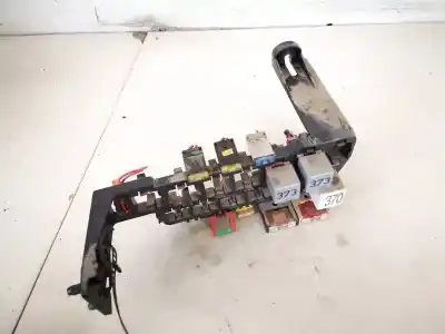 Pezzo di ricambio per auto di seconda mano  per VOLKSWAGEN PASSAT VARIANT (3B5)  Riferimenti OEM IAM 8D1937545  