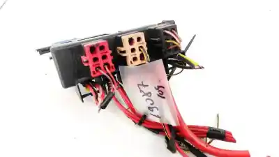 Second-hand car spare part fuse box unit for audi a6 avant (4b5) 2.5 tdi oem iam references 8l0941822a  896083000