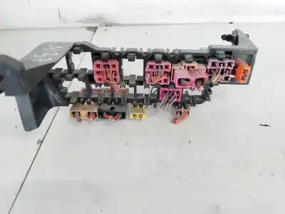 Second-hand car spare part fuse box unit for audi a4 avant (b5) 1.9 tdi oem iam references   