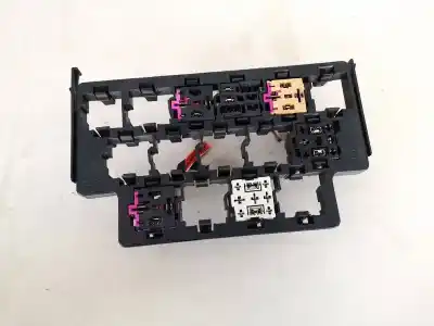 Gebrauchtes Autoersatzteil RELAIS SICHERUNGSKASTEN Multifunktionsrelais zum VOLKSWAGEN FOX (5Z1)  OEM-IAM-Referenzen 6Q0972595A  