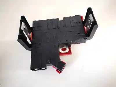 Second-hand car spare part fuse box unit for bmw 5-series, f07/f10 /f11 2010.03 - 2016.12 2.0 d 135kw 2010.03 --> oem iam references 924049001  9240490-01, 6114-9240490-01 Second-hand car spare part fuse box unit for bmw 5-series, f07/f10 /f11 2010.03 - 2016.12 2.0 d 135kw 2010.03 --> oem iam references 924049001  9240490-01, 6114-9240490-01