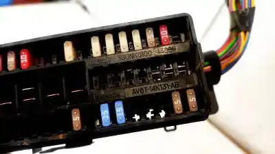 Second-hand car spare part fuse box unit for ford focus lim. (cb8) 1.6 tdci cat oem iam references av6t14k131ab  av6t-14k131-ab, 3b0nk0100