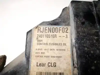 Pezzo di ricambio per auto di seconda mano scatola relè/fusibili per renault laguna iii 2.0 dci diesel cat riferimenti oem iam 240110510r  