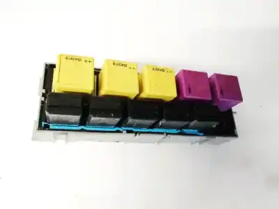 Peça sobressalente para automóvel em segunda mão  por OPEL MERIVA  Referências OEM IAM   