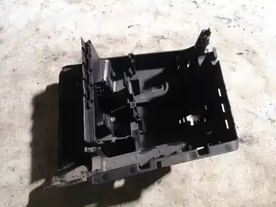 Second-hand car spare part fuse box unit for opel meriva 1.6 16v oem iam references   