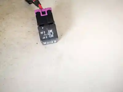 Peça sobressalente para automóvel em segunda mão relé para automóvel por audi a4 avant (8e) 2.5 tdi (120kw) referências oem iam 8d0951253a   Peça sobressalente para automóvel em segunda mão relé para automóvel por audi a4 avant (8e) 2.5 tdi (120kw) referências oem iam 8d0951253a