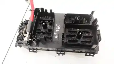 Second-hand car spare part fuse box unit for opel astra j lim. 1.7 16v cdti oem iam references 13318785  1110035ab