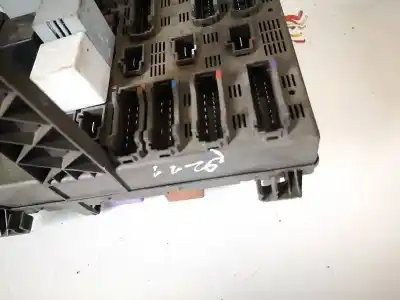 Second-hand car spare part fuse box unit for renault laguna (b56) 2.0 oem iam references 7700821586  