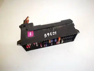Recambio de automóvil de segunda mano de CAJA RELES -  FUSIBLES para VOLKSWAGEN TOURAN (1T1)  referencias OEM IAM 1T1970039  1T1970025, 1T1970076G