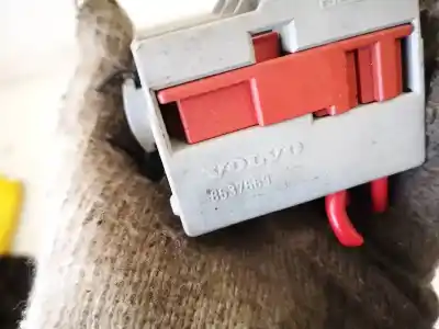 Second-hand car spare part fuse box unit for volvo xc90 2.4 diesel cat oem iam references 8637669  