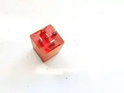 Pezzo di ricambio per auto di seconda mano relè per citroen evasion 1.9 td sx riferimenti oem iam 73922302  9619879180-01