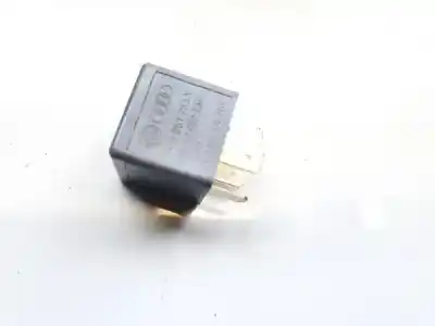 Second-hand car spare part relay for audi q7 (4l) 3.0 tdi oem iam references 8d0951253a  v23134-b52-x301
