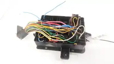 Pezzo di ricambio per auto di seconda mano scatola relè/fusibili per ssangyong kyron, 2005.05 - 2010.01 2.0 xdi 104kw 2005.05 - 2010.01 riferimenti oem iam    Pezzo di ricambio per auto di seconda mano scatola relè/fusibili per ssangyong kyron, 2005.05 - 2010.01 2.0 xdi 104kw 2005.05 - 2010.01 riferimenti oem iam